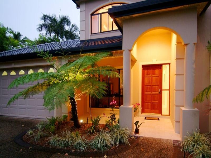 Clifton Beach QLD 4879