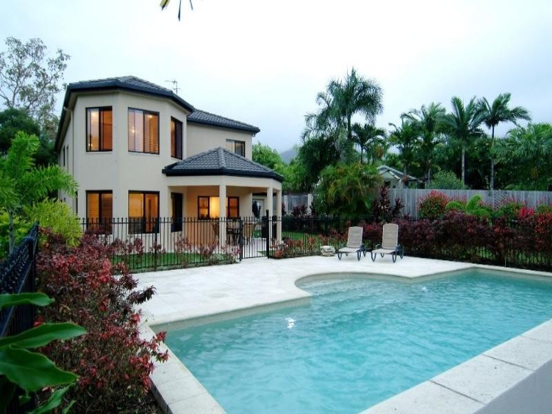 Clifton Beach QLD 4879
