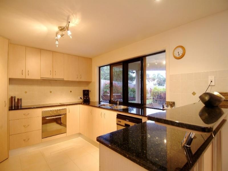 Clifton Beach QLD 4879