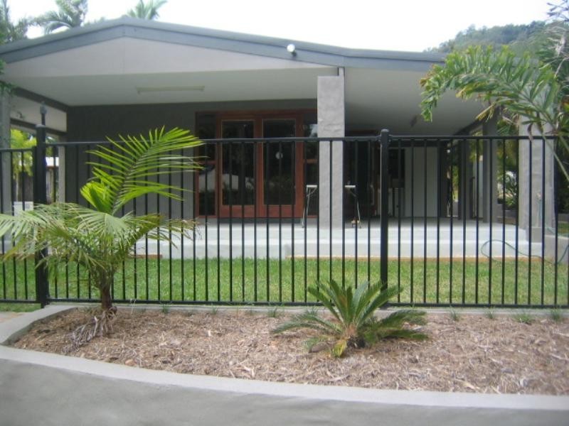 3 Kieta Close, Trinity Beach QLD 4879