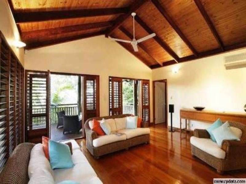 1-7 Tari Place, Trinity Beach QLD 4879