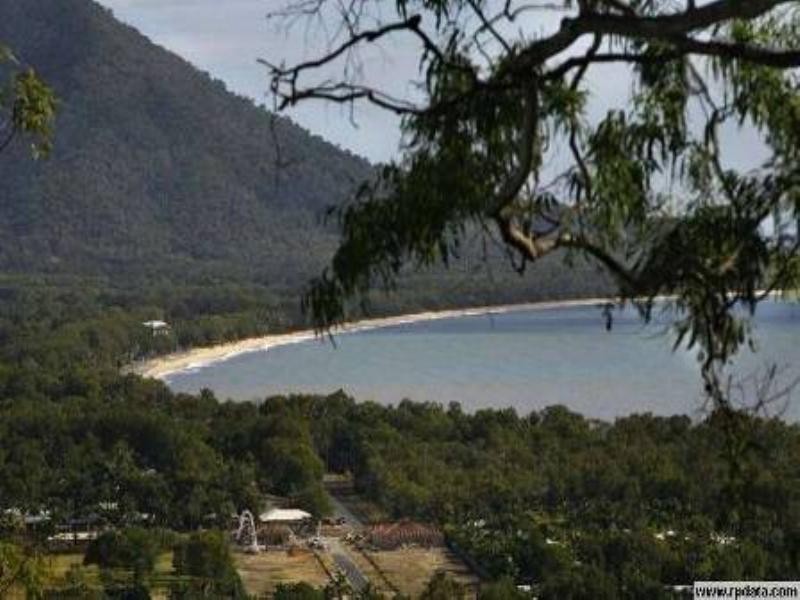 1-7 Tari Place, Trinity Beach QLD 4879