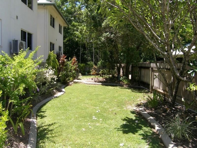 Trinity Beach QLD 4879