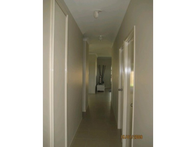 6 Baldwin Close, White Rock QLD 4868