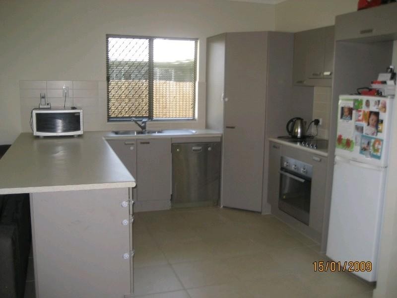 6 Baldwin Close, White Rock QLD 4868