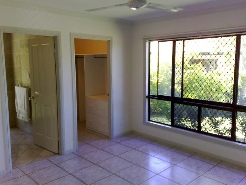 26 Ebony Street, Redlynch QLD 4870