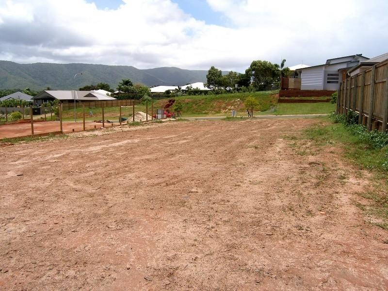 26 Catamaran Circuit, Trinity Beach QLD 4879