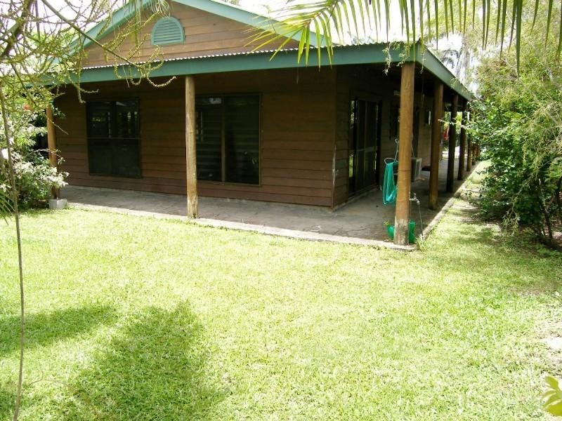 Trinity Beach QLD 4879