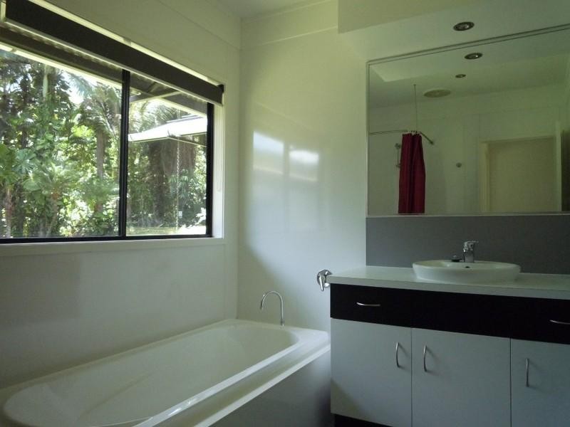 Smithfield QLD 4878