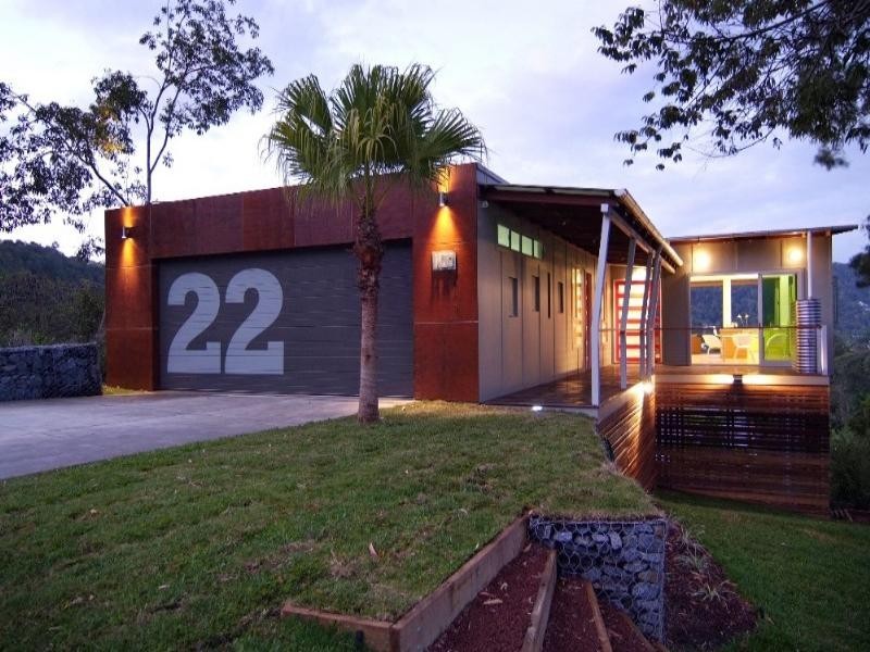 22 Bel-Air Drive, Whitfield QLD 4870