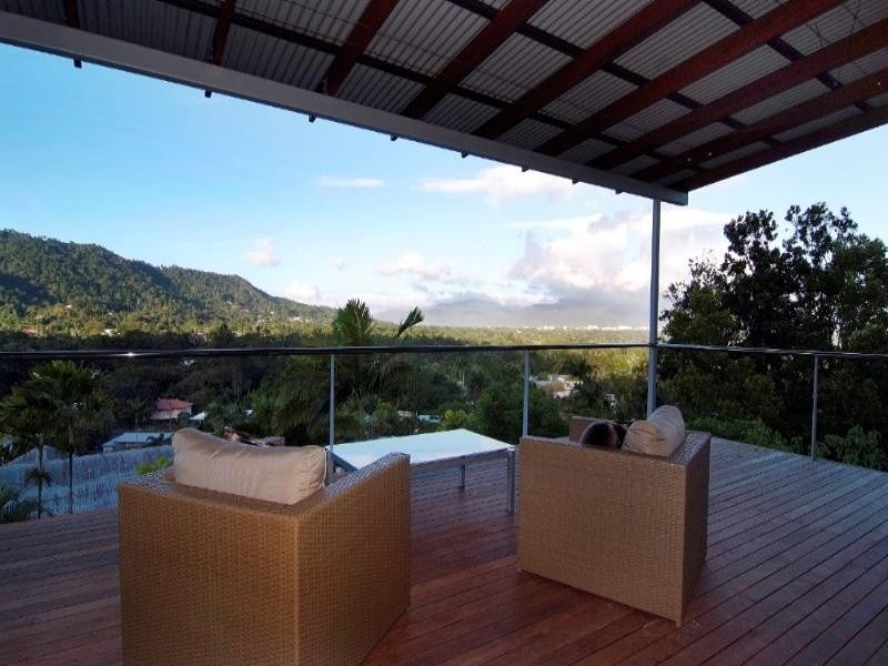 22 Bel-Air Drive, Whitfield QLD 4870