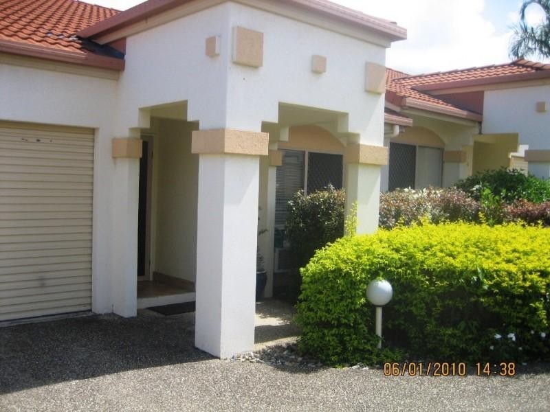 4/5 Oyster Court, Trinity Beach QLD 4879