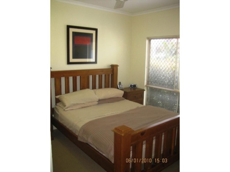 4/5 Oyster Court, Trinity Beach QLD 4879