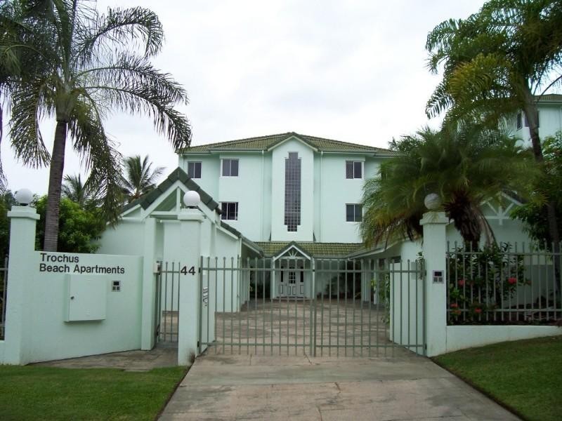 Trinity Beach QLD 4879