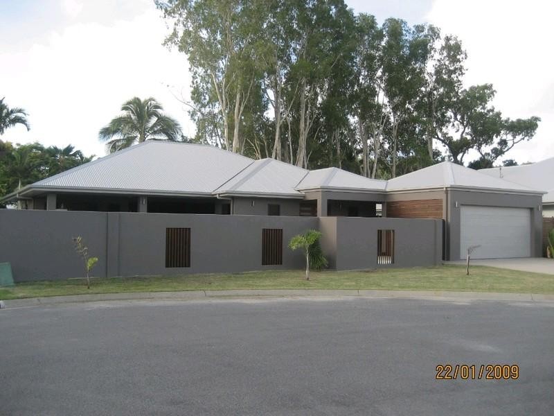 23 Lagoon Drive, Trinity Beach QLD 4879