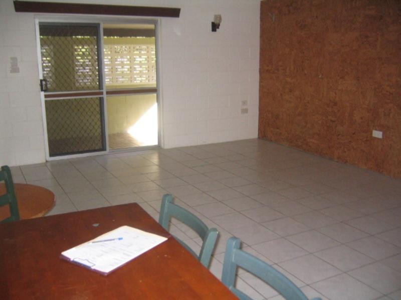 2 Kavieng Street, Trinity Beach QLD 4879