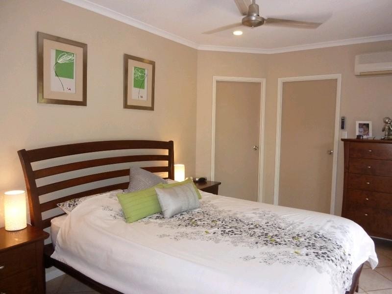 Kewarra Beach QLD 4879