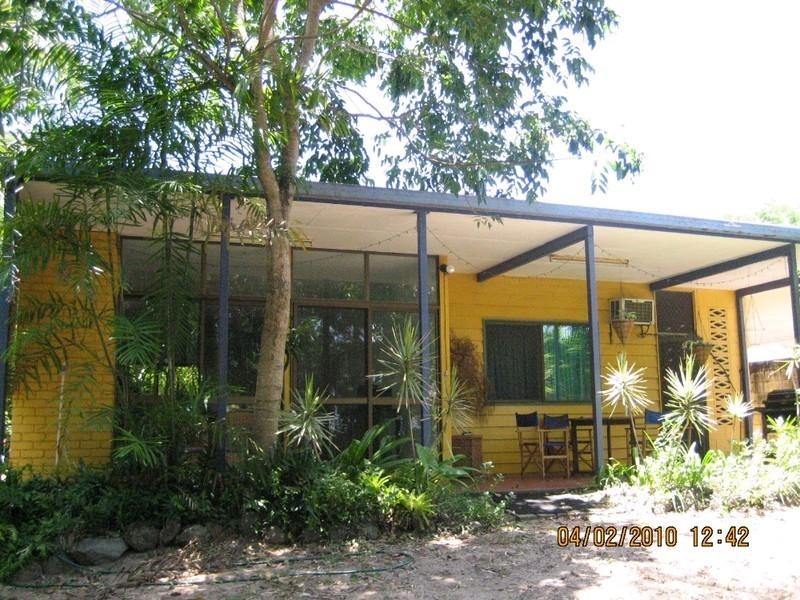 26 Poinsettia Street, Holloways Beach QLD 4878