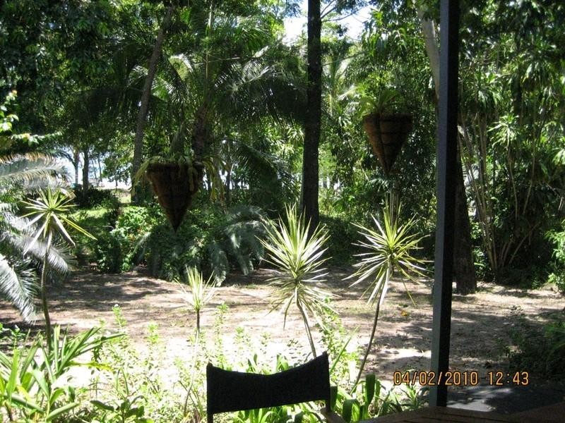 26 Poinsettia Street, Holloways Beach QLD 4878