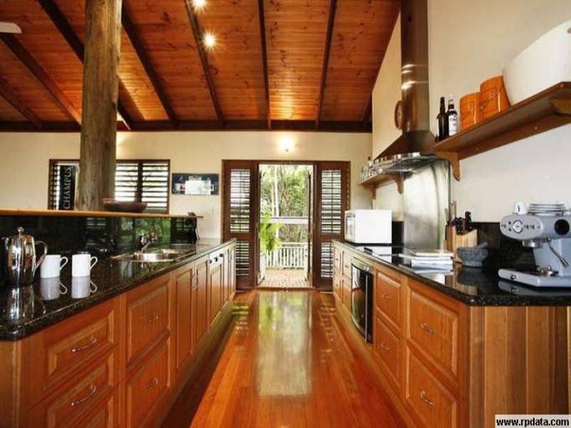 1-7 Tari Place, Trinity Beach QLD 4879