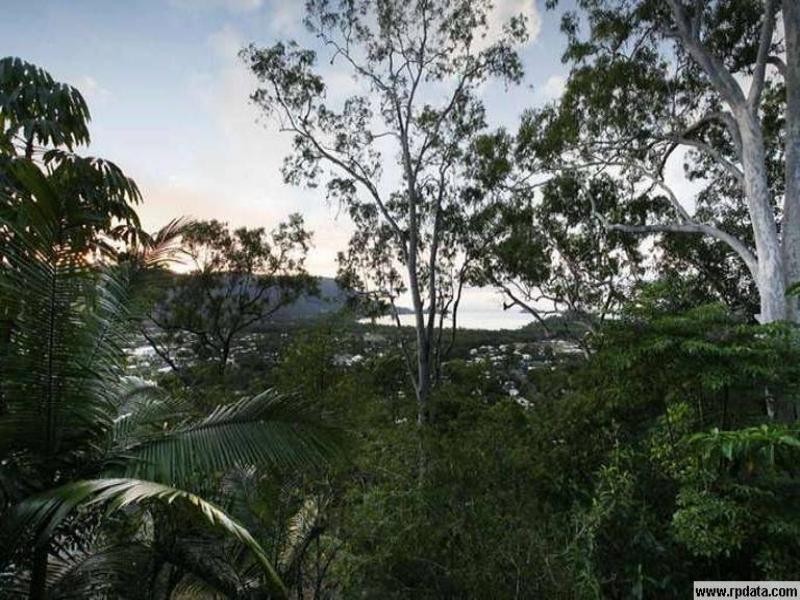 1-7 Tari Place, Trinity Beach QLD 4879