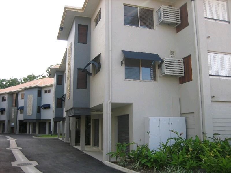 1209/22 Clifton Road, Clifton Beach QLD 4879