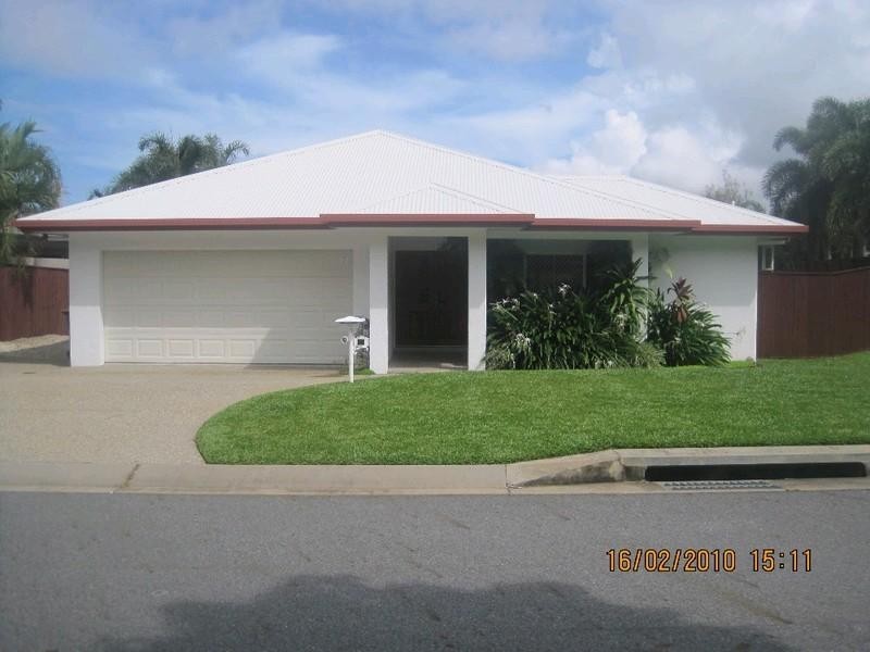 13 Macarthur Close, Palm Cove QLD 4879