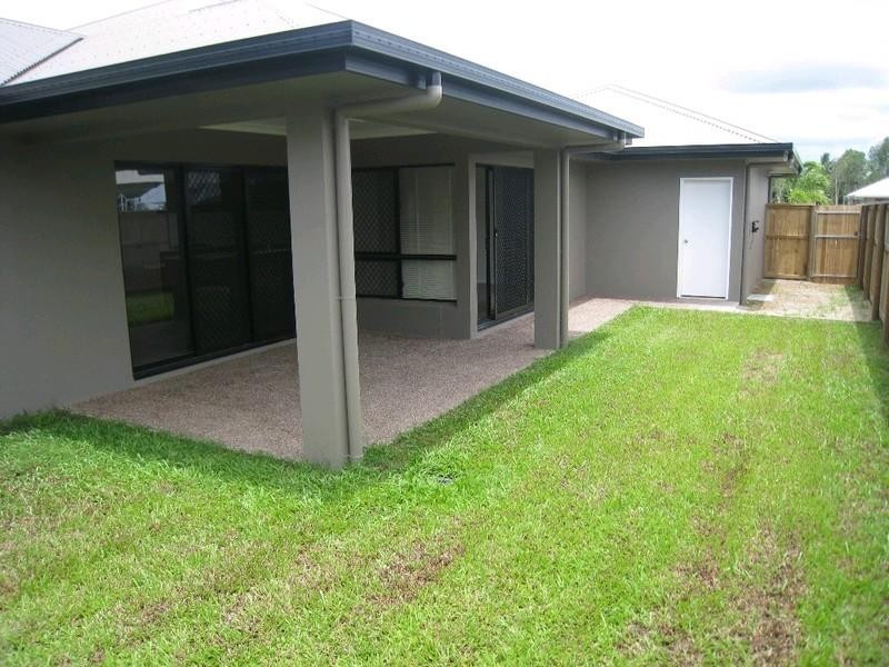 1 Propeller Court, Trinity Park QLD 4879