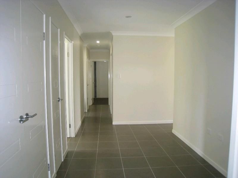 1 Propeller Court, Trinity Park QLD 4879