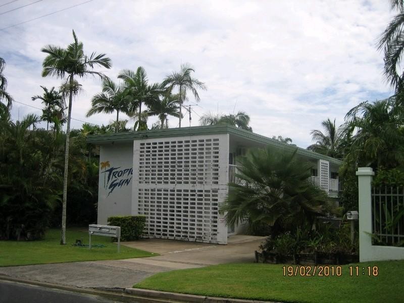 2/46 Moore Street, Trinity Beach QLD 4879