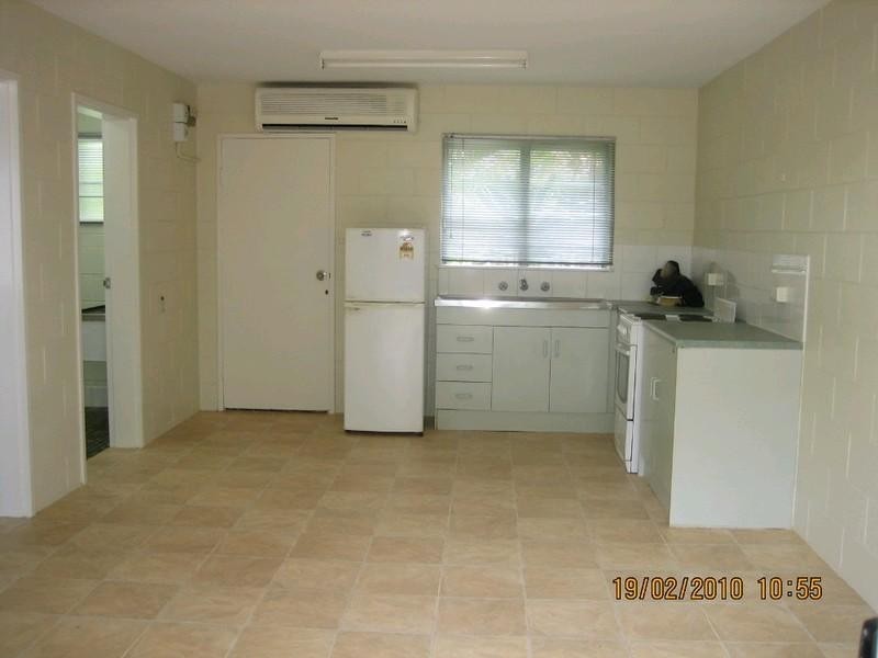 2/46 Moore Street, Trinity Beach QLD 4879