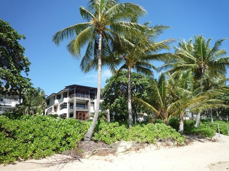 Trinity Beach QLD 4879