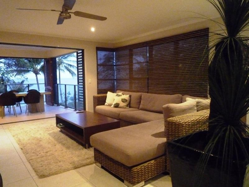 Trinity Beach QLD 4879