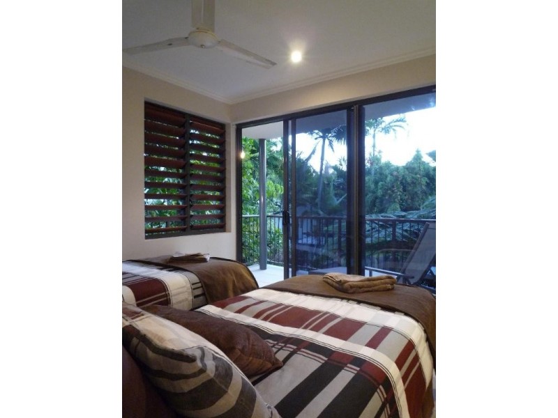 Trinity Beach QLD 4879