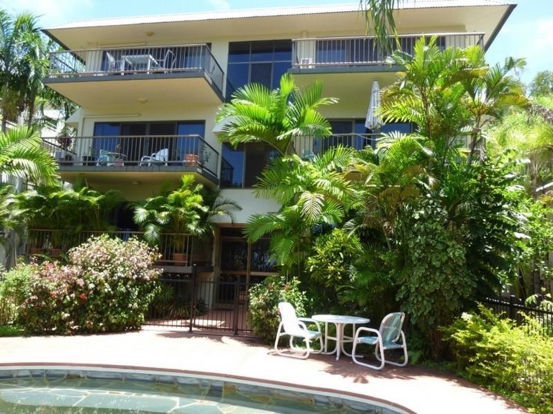 Clifton Beach QLD 4879