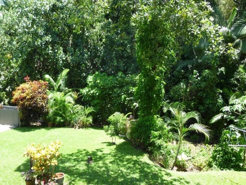 Clifton Beach QLD 4879