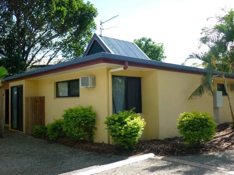 Yorkeys Knob QLD 4878