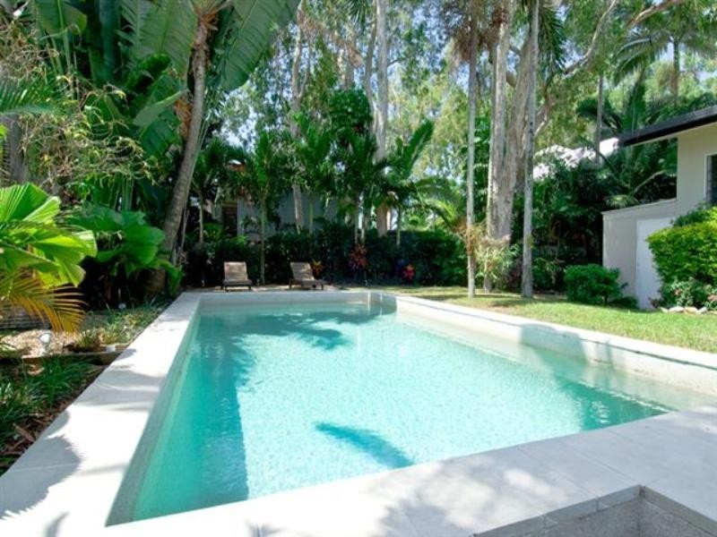 Clifton Beach QLD 4879