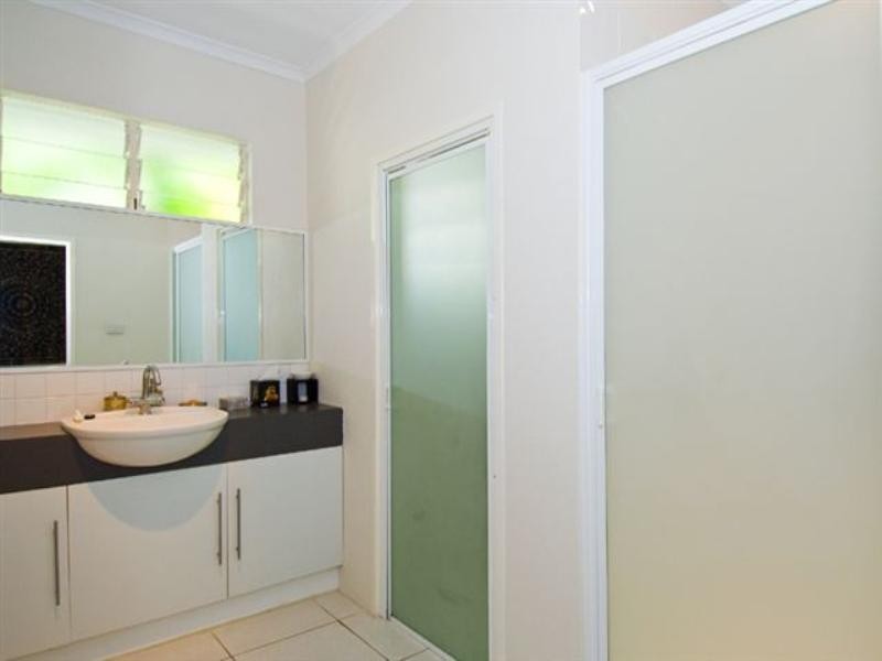 Clifton Beach QLD 4879