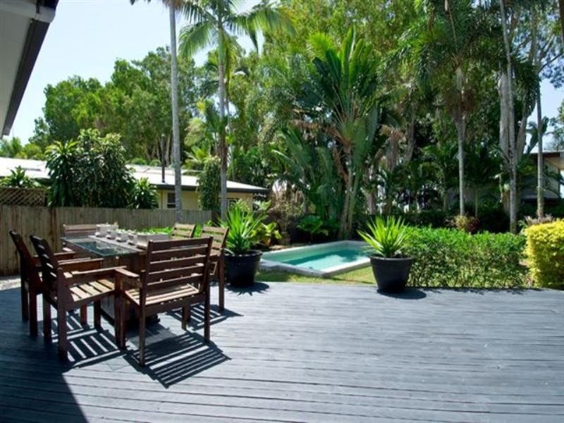 Clifton Beach QLD 4879