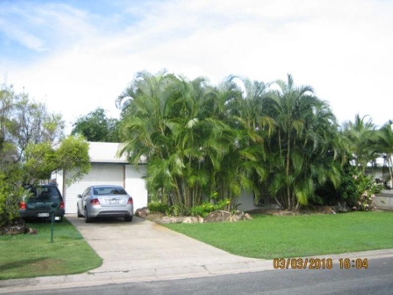 12 Cyprea Close, Trinity Beach QLD 4879