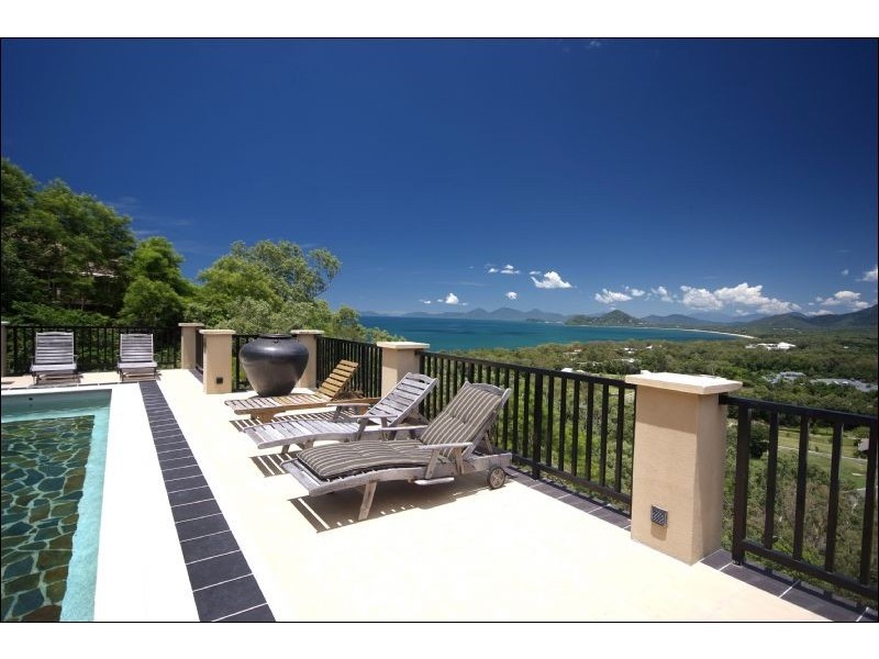 5/13 Colonel Cummings Drive, Palm Cove QLD 4879