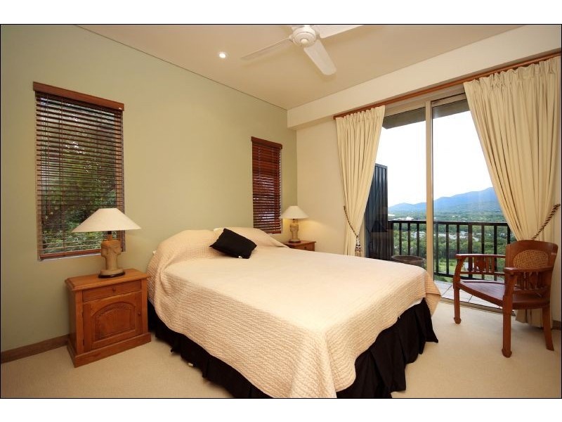 5/13 Colonel Cummings Drive, Palm Cove QLD 4879
