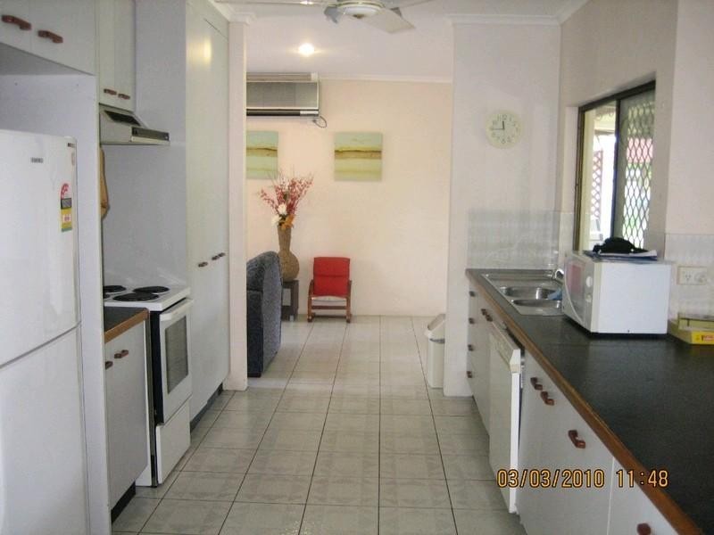 16 Coolum Close, Kewarra Beach QLD 4879