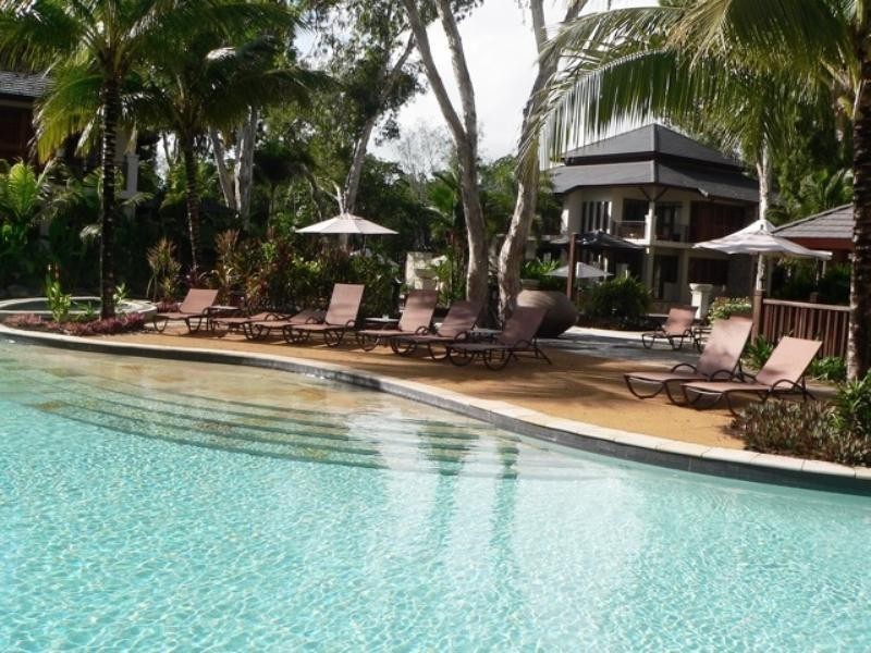 Palm Cove QLD 4879