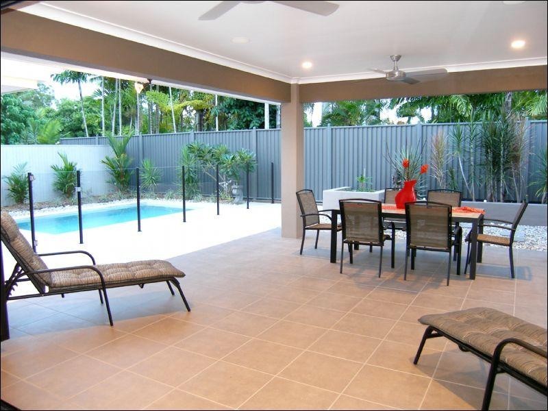 4 Saunders Court, Clifton Beach QLD 4879