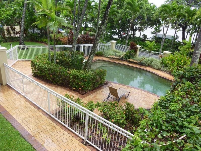 Trinity Beach QLD 4879