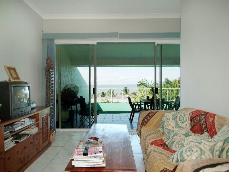 6/24 Moore Street, Trinity Beach QLD 4879