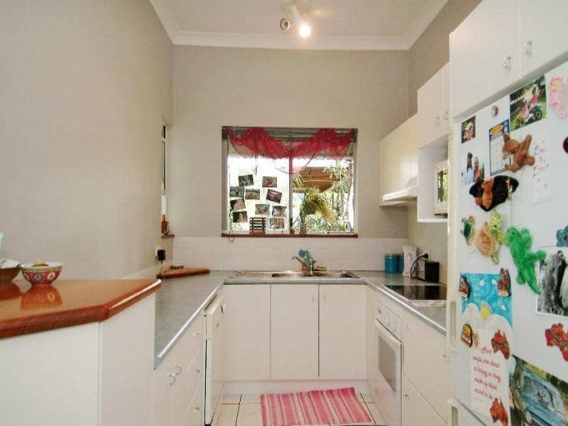 6/24 Moore Street, Trinity Beach QLD 4879