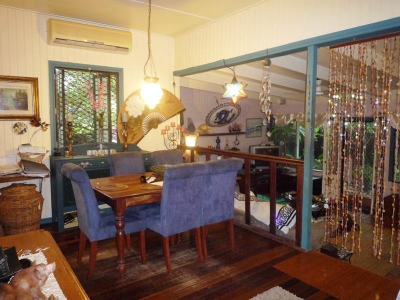 Holloways Beach QLD 4878